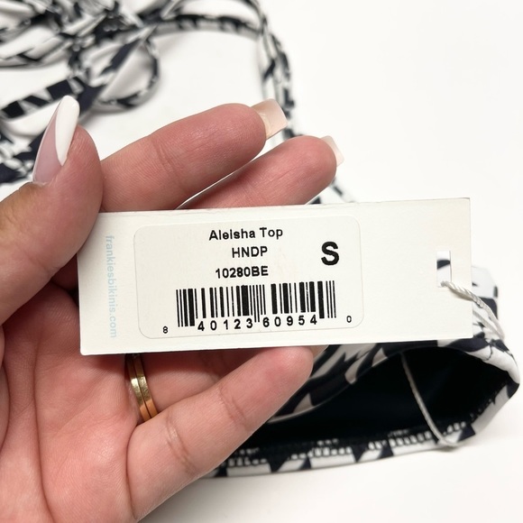 Frankies Bikinis Aleisha Top Houndstooth - Picture 3 of 5